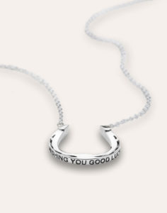 WISHING YOU GOOD LUCK HORSESHOE SMALL PENDANT NECKLACE